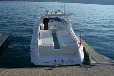 NY motor yacht 6 dockside
